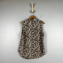 Load image into Gallery viewer, Y2K Dress Barn halter blouse
