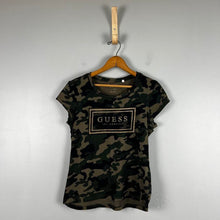 Load image into Gallery viewer, Guess Los Angeles camo t-shirt
