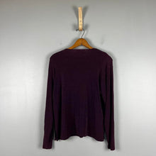 Load image into Gallery viewer, Vintage Amanda long sleeve
