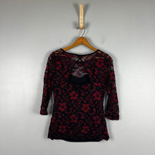 Load image into Gallery viewer, NOBO lace going out top
