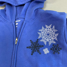 Load image into Gallery viewer, Hanes snowflake hoodie
