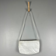 Load image into Gallery viewer, Vintage pleather bag
