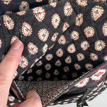 Load image into Gallery viewer, Vera Bradley hipster bramble bag
