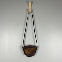 Load image into Gallery viewer, Vintage Sasson crossbody bag
