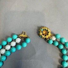 Load image into Gallery viewer, Vintage beaded necklace
