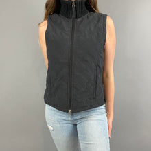 Load image into Gallery viewer, Retro Columbia vest
