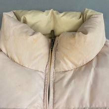 Load image into Gallery viewer, Vintage reversible puffer vest
