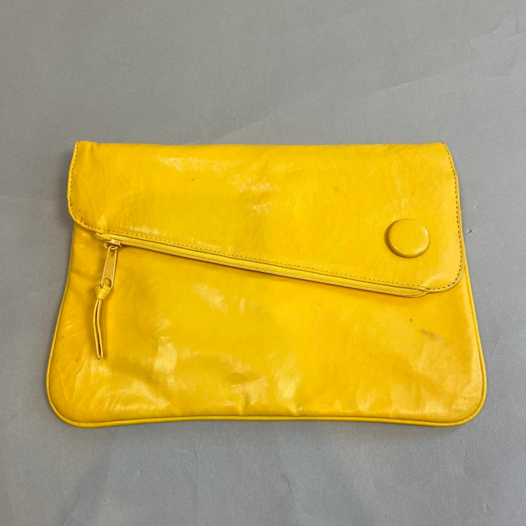 Vintage zippered clutch