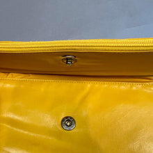 Load image into Gallery viewer, Vintage zippered clutch
