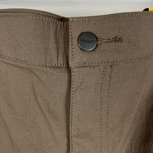 Load image into Gallery viewer, Carhartt cargo work shorts
