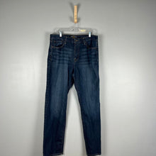 Load image into Gallery viewer, Lucky brand men’s jeans
