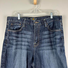 Load image into Gallery viewer, Lucky brand men’s jeans

