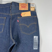 Load image into Gallery viewer, Vintage Levi’s men’s jeans
