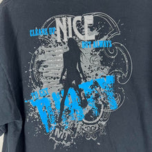 Load image into Gallery viewer, Mudthumpn graphic t-shirt
