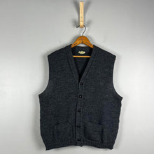 Load image into Gallery viewer, Vintage RARE L.L. Bean sweater vest
