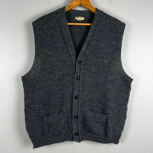 Load image into Gallery viewer, Vintage RARE L.L. Bean sweater vest
