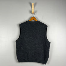 Load image into Gallery viewer, Vintage RARE L.L. Bean sweater vest
