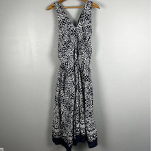 Load image into Gallery viewer, Lane Bryant paisley patterned dress
