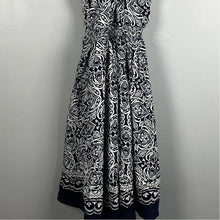 Load image into Gallery viewer, Lane Bryant paisley patterned dress
