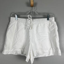 Load image into Gallery viewer, Abercrombie &amp; fitch linen shorts
