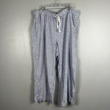 Load image into Gallery viewer, Lane Bryant striped pants
