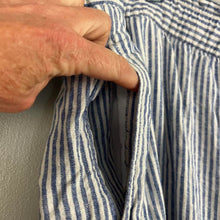 Load image into Gallery viewer, Lane Bryant striped pants
