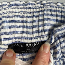 Load image into Gallery viewer, Lane Bryant striped pants
