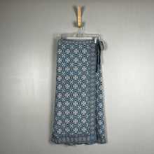 Load image into Gallery viewer, Max studio wrap skirt
