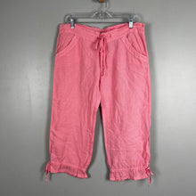 Load image into Gallery viewer, Y2K Juicy Couture linen capri pants
