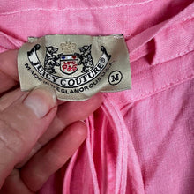 Load image into Gallery viewer, Y2K Juicy Couture linen capri pants
