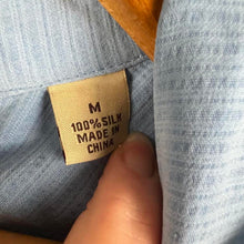 Load image into Gallery viewer, Tommy Bahama men’s shirt

