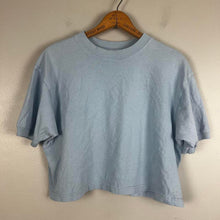 Load image into Gallery viewer, Urban outfitters renewal crop top

