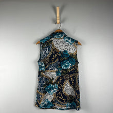 Load image into Gallery viewer, Y2K Susan Graver tank top
