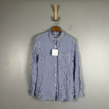 Load image into Gallery viewer, Beachlunchlounge button down blouse
