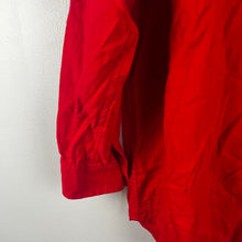 Load image into Gallery viewer, Babaton button up top
