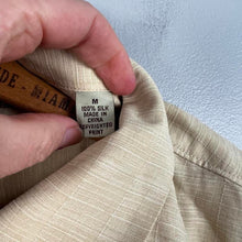 Load image into Gallery viewer, Tommy Bahama men’s button down
