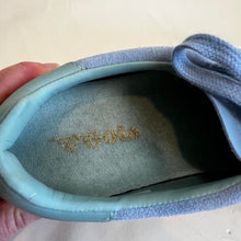 Load image into Gallery viewer, Gola classics torpedo women’s sneakers
