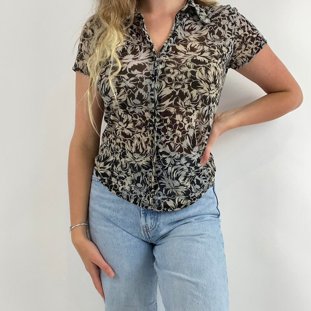 The limited patterned blouse