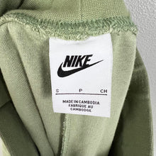 Load image into Gallery viewer, Nike Women's terry cloth Shorts
