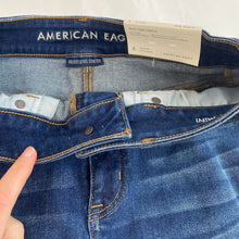 Load image into Gallery viewer, American Eagle jean skirt
