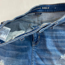 Load image into Gallery viewer, American Eagle jean skirt
