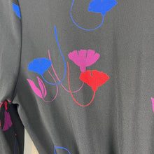 Load image into Gallery viewer, Ann Taylor lounge robe
