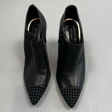 Load image into Gallery viewer, White House black market heels
