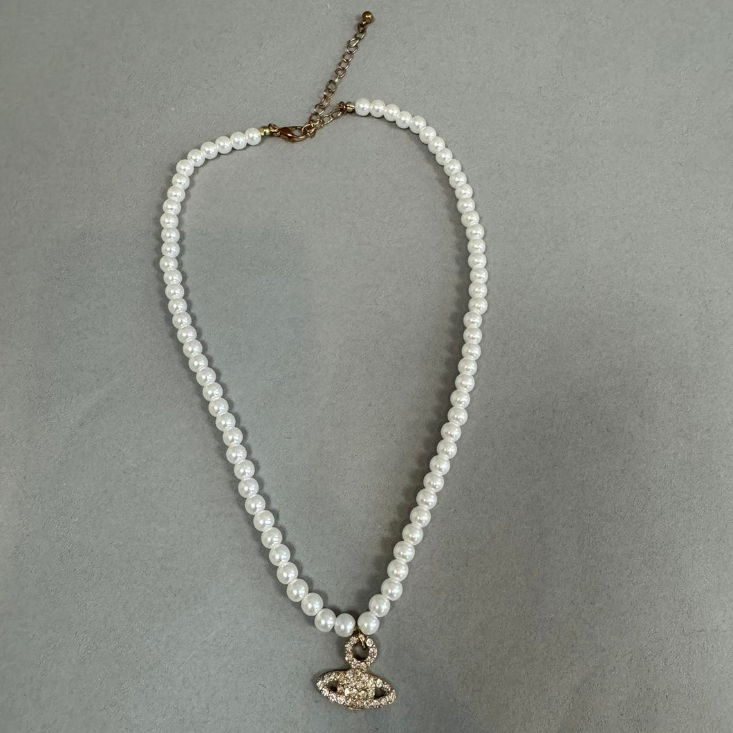 Pearl charm necklace