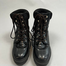 Load image into Gallery viewer, Truffle collection fuzzy 2 boots
