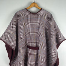 Load image into Gallery viewer, Cabi reversible sweater wrap
