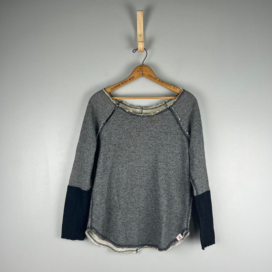 VIMMIA sweatshirt top