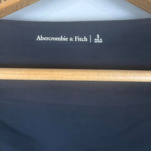 Load image into Gallery viewer, Abercrombie &amp; Fitch top
