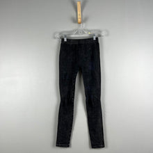 Load image into Gallery viewer, Nikibiki seamless leggings
