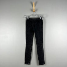 Load image into Gallery viewer, Nikibiki seamless leggings
